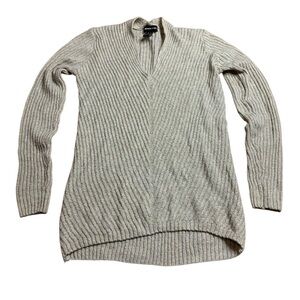 Streetwear Society Beige Ribbed V-Neck Sweater - Size Small - Cozy Knit